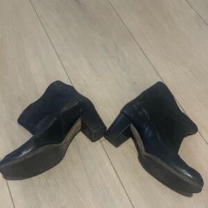 Roberto Del Carlo Black Ankle Leather Boots